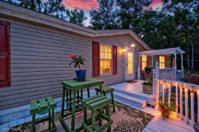 157 Gallashaw Road, Summerville, SC 29483
