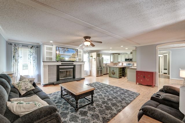 157 Gallashaw Road, Summerville, SC 29483