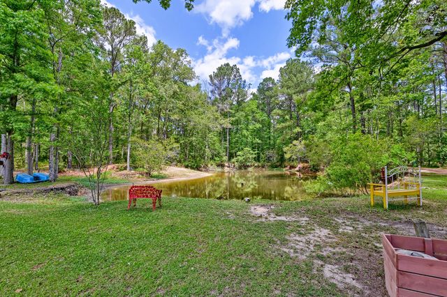 157 Gallashaw Road, Summerville, SC 29483