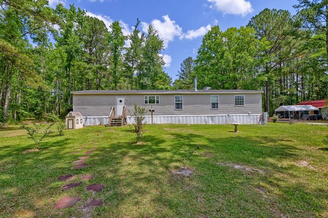 157 Gallashaw Road, Summerville, SC 29483