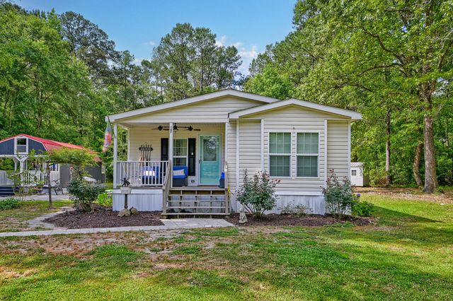 157 Gallashaw Road, Summerville, SC 29483