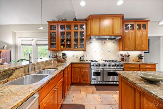 945 S Nixon Camp Road, Turtle Creek Twp, OH 45054