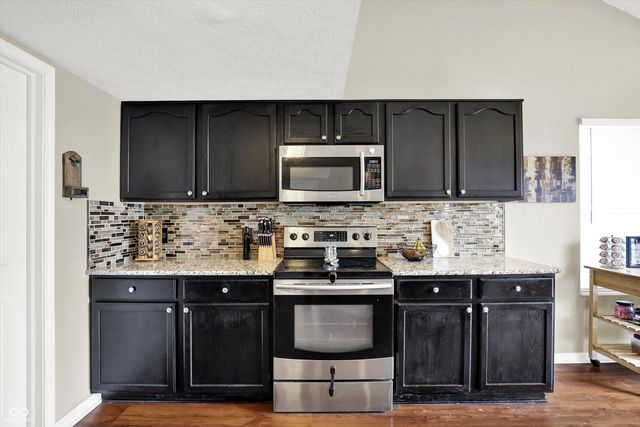 9682 Indigo Lane, Fishers, IN 46038