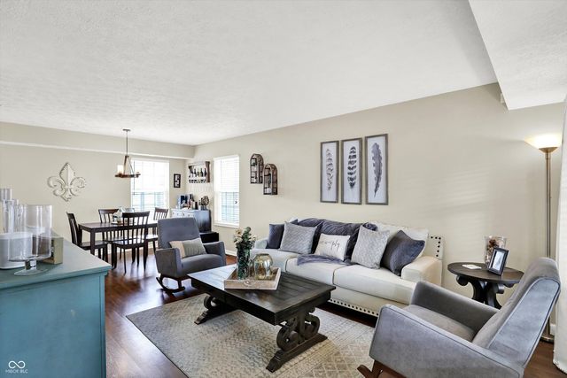 9682 Indigo Lane, Fishers, IN 46038