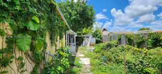 9401 NW 19th Street, Pembroke Pines, FL 33024