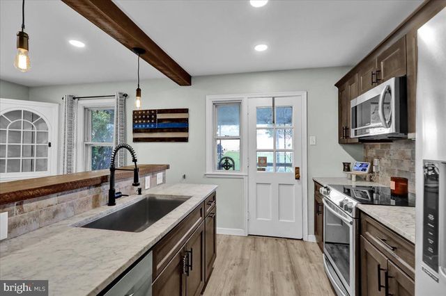 617 MEADE TC, Reading, PA 19607