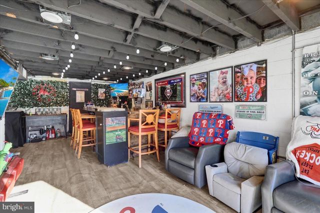 617 MEADE TC, Reading, PA 19607