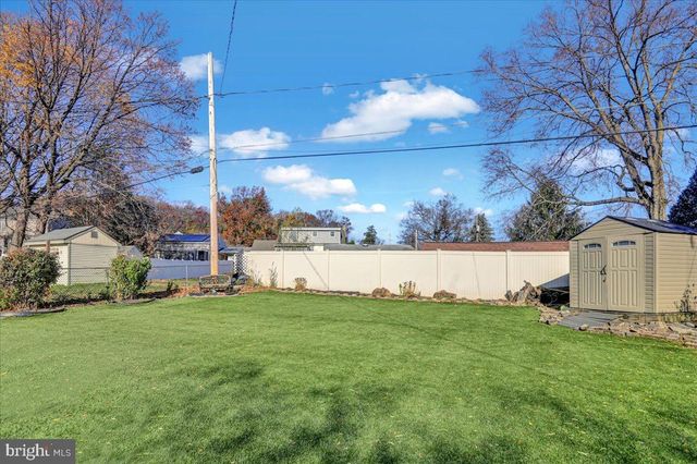 617 MEADE TC, Reading, PA 19607