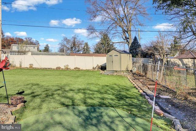 617 MEADE TC, Reading, PA 19607