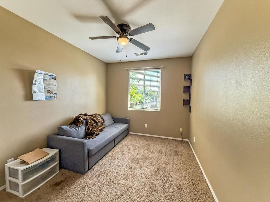 Image 14 of property listing at 2811 Walton Avenue, Sanger, CA 93657