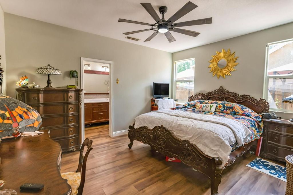 Image 24 of property listing at 2811 Walton Avenue, Sanger, CA 93657