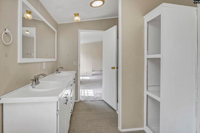 60 MAPLE Lane, Newberry, SC 29108