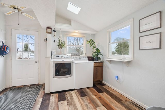 314 Main Street, Center Point, IA 52213