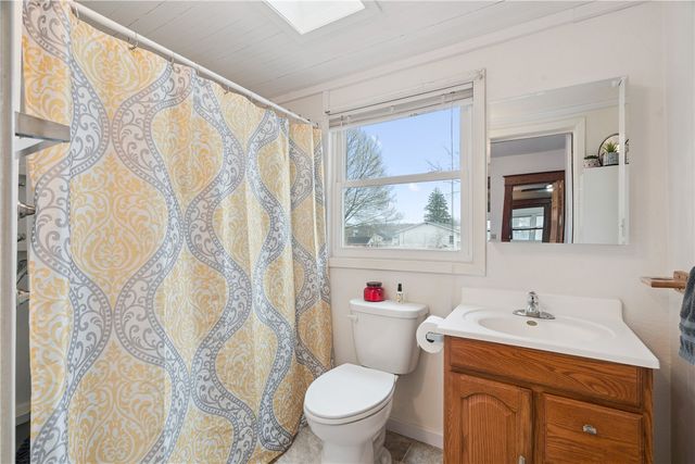 314 Main Street, Center Point, IA 52213