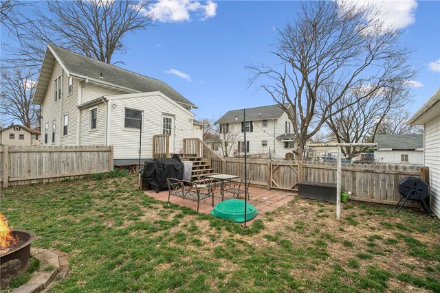 314 Main Street, Center Point, IA 52213