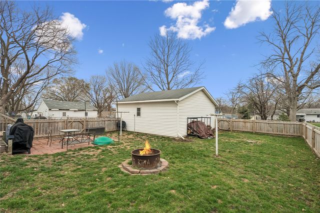 314 Main Street, Center Point, IA 52213