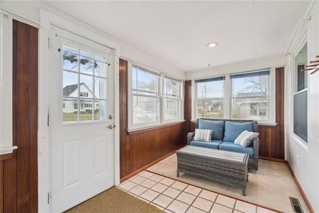 314 Main Street, Center Point, IA 52213