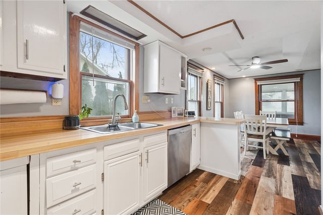 314 Main Street, Center Point, IA 52213