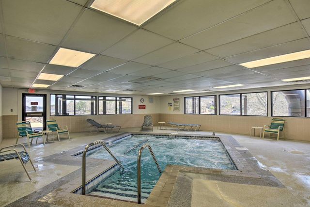 11 Rubi Circle, Hot Springs Village, AR 71909