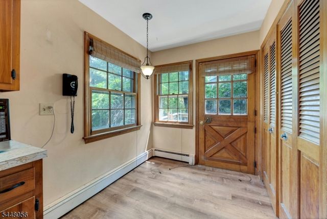 51 Laurel Dr, Wayne Twp., NJ 07470
