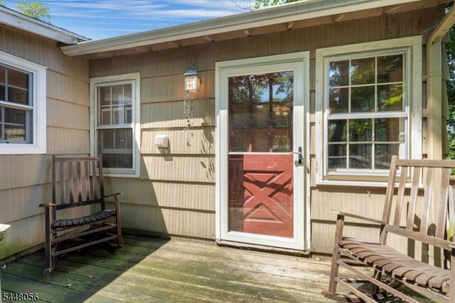 51 Laurel Dr, Wayne Twp., NJ 07470