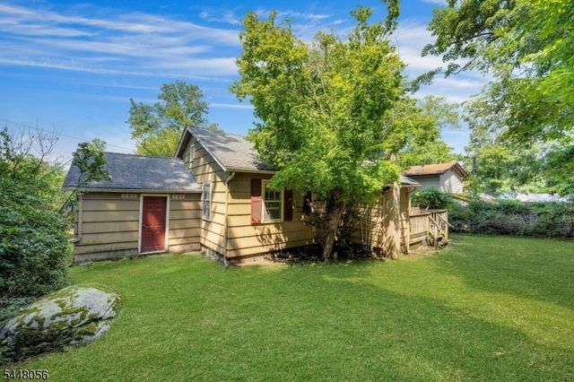 51 Laurel Dr, Wayne Twp., NJ 07470
