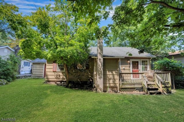 51 Laurel Dr, Wayne Twp., NJ 07470