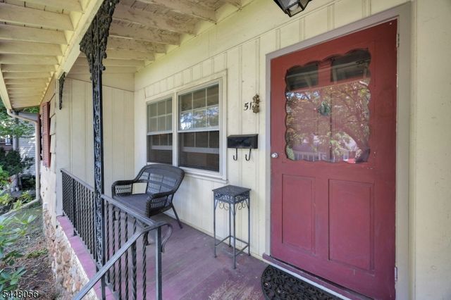 51 Laurel Dr, Wayne Twp., NJ 07470