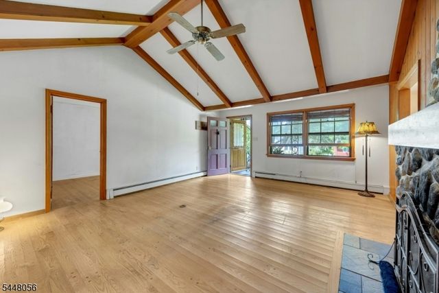 51 Laurel Dr, Wayne Twp., NJ 07470
