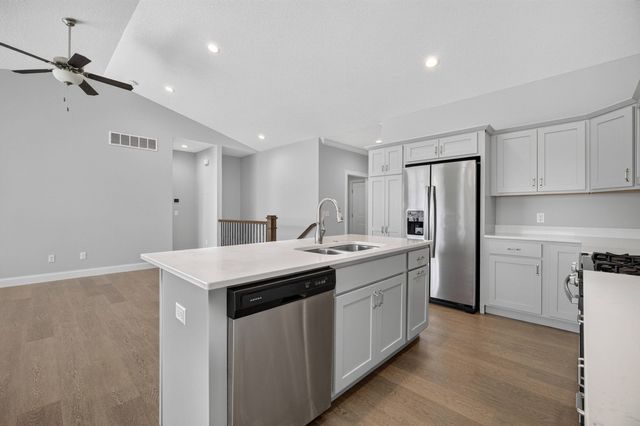 5555 E Creekside Lane 0, Bettendorf, IA 52722
