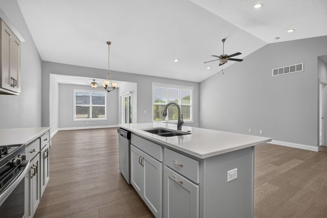 5555 E Creekside Lane 0, Bettendorf, IA 52722