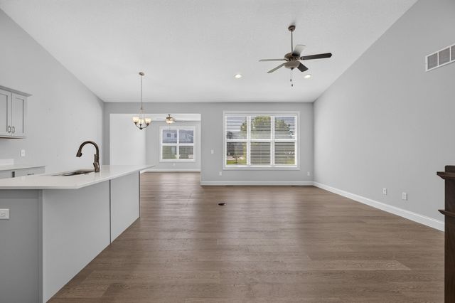 5555 E Creekside Lane 0, Bettendorf, IA 52722