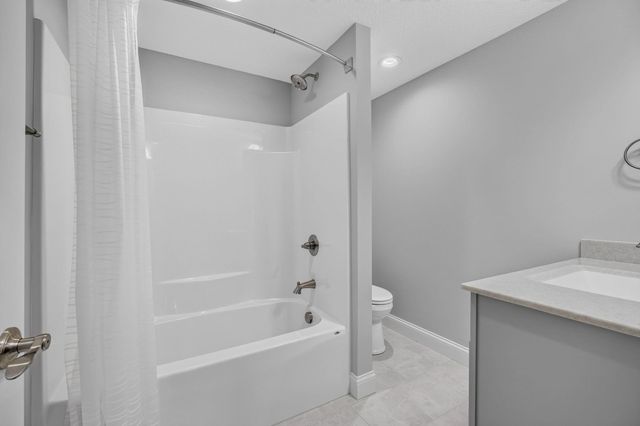 5555 E Creekside Lane 0, Bettendorf, IA 52722