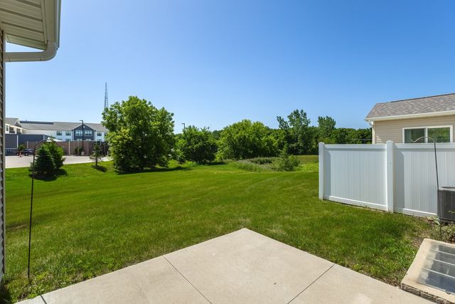 5555 E Creekside Lane 0, Bettendorf, IA 52722