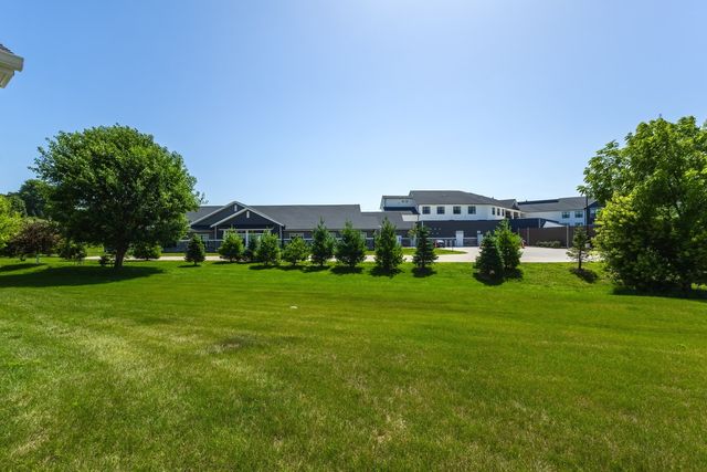 5555 E Creekside Lane 0, Bettendorf, IA 52722