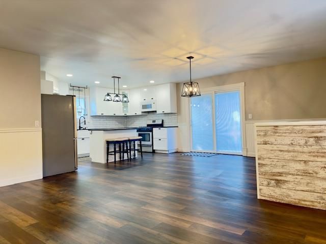 4211 Oak Street, Mcfarland, WI 53558