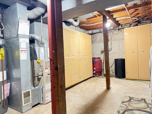 4211 Oak Street, Mcfarland, WI 53558