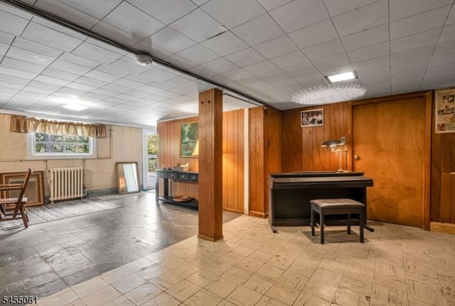 115 Riverwood Ave, Bedminster Twp., NJ 07921