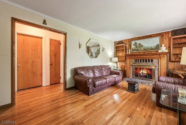 115 Riverwood Ave, Bedminster Twp., NJ 07921