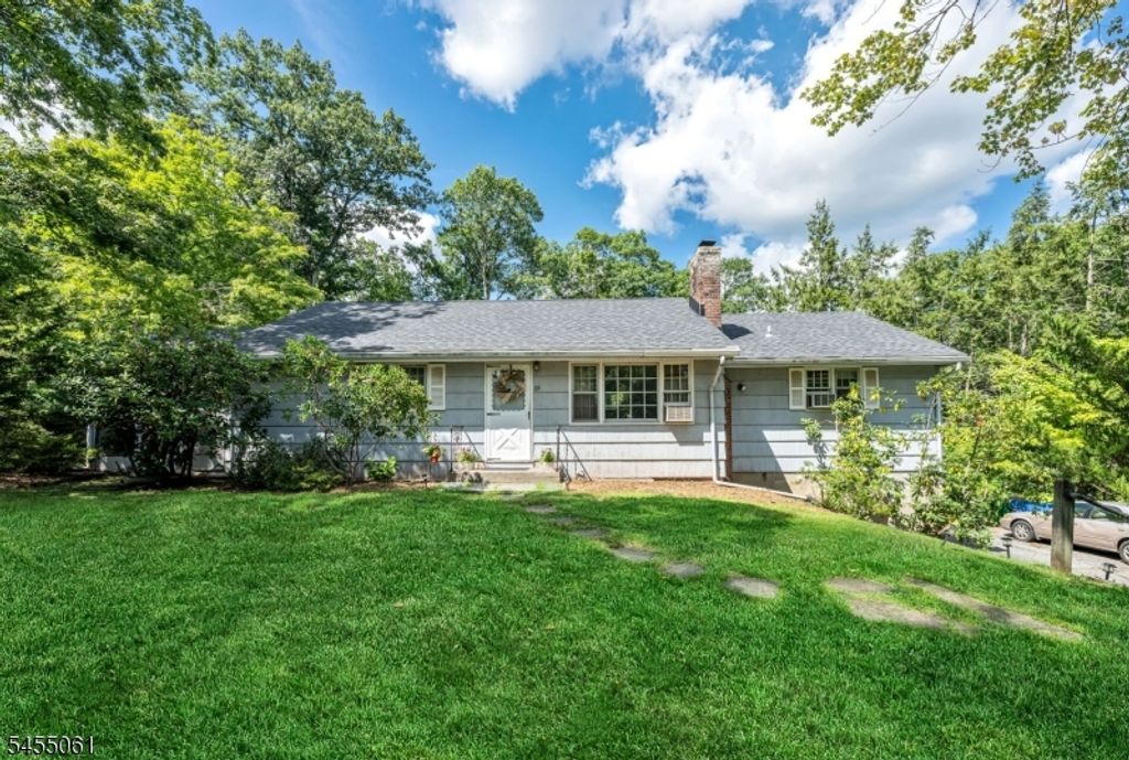 115 Riverwood Ave, Bedminster Twp., NJ 07921 — photo 3