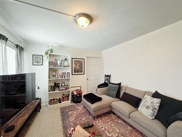 2712 Oakcliff Street, Houston, TX 77023