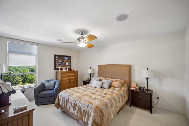 3663 Grand Avenue 906 & 907, Des Moines, IA 50312