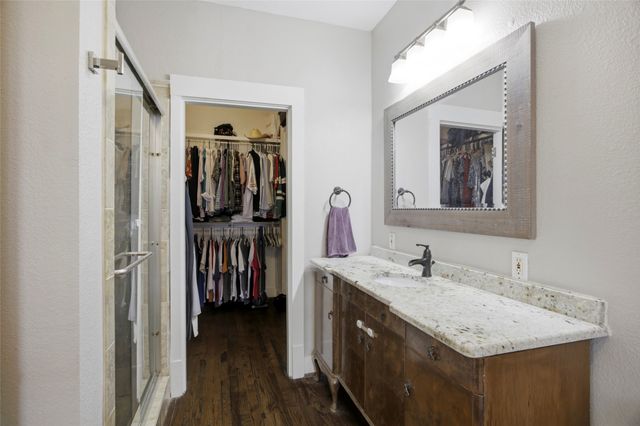 1421 S Adams Street, Fort Worth, TX 76104