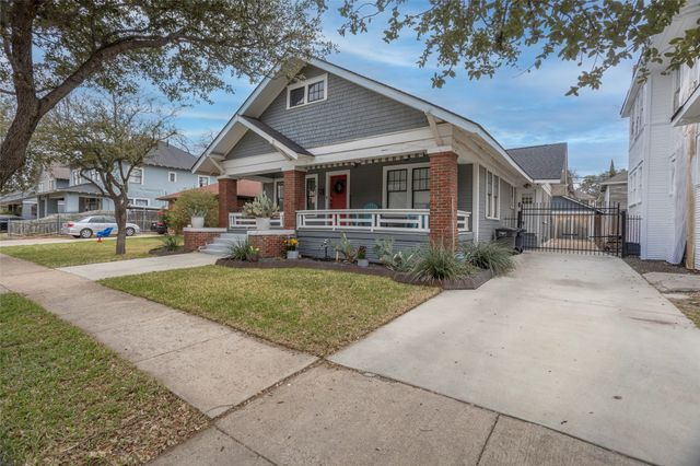 1421 S Adams Street, Fort Worth, TX 76104