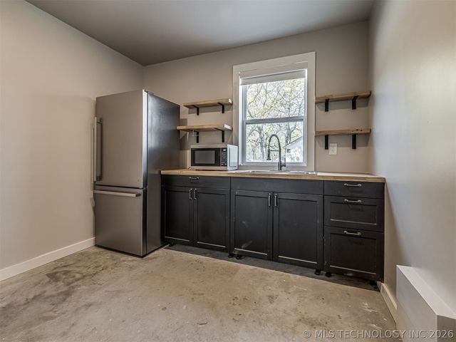22301 W Cedar Lane, Sapulpa, OK 74066