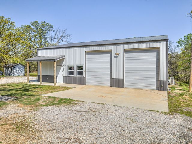 22301 W Cedar Lane, Sapulpa, OK 74066