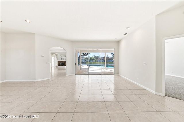 450 Newport Drive, Indialantic, FL 32903