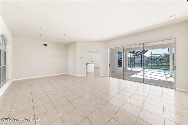 450 Newport Drive, Indialantic, FL 32903