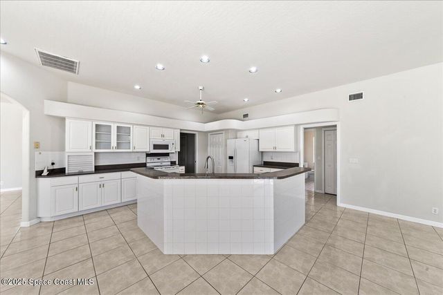 450 Newport Drive, Indialantic, FL 32903