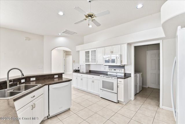 450 Newport Drive, Indialantic, FL 32903